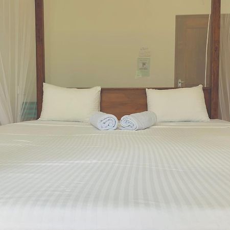 Surf Home Stay Hiriketiya Диквелла Экстерьер фото