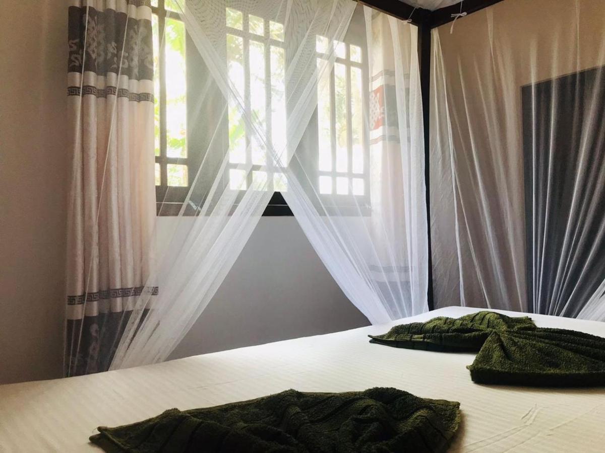 Surf Home Stay Hiriketiya Диквелла Экстерьер фото