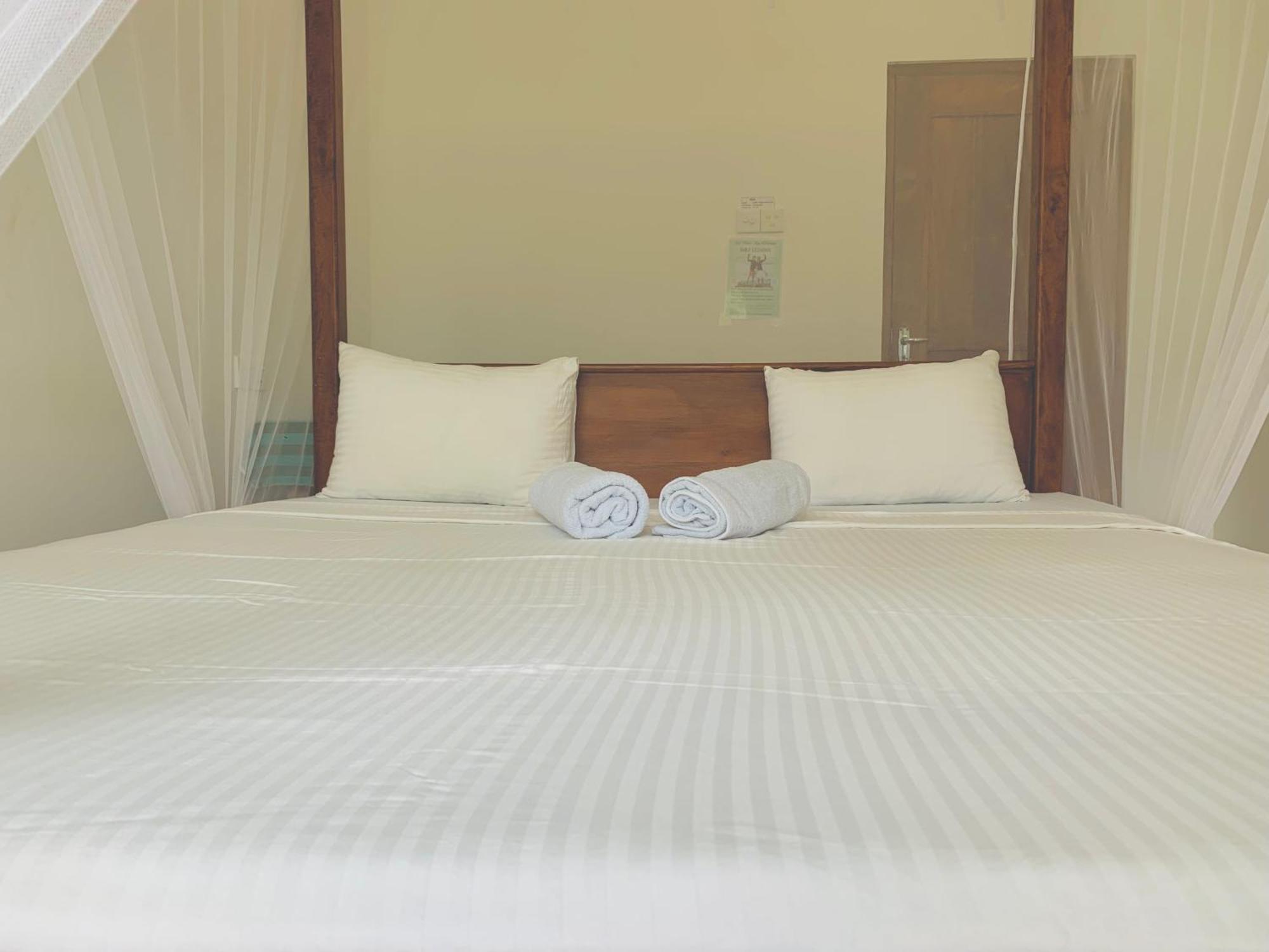 Surf Home Stay Hiriketiya Диквелла Экстерьер фото