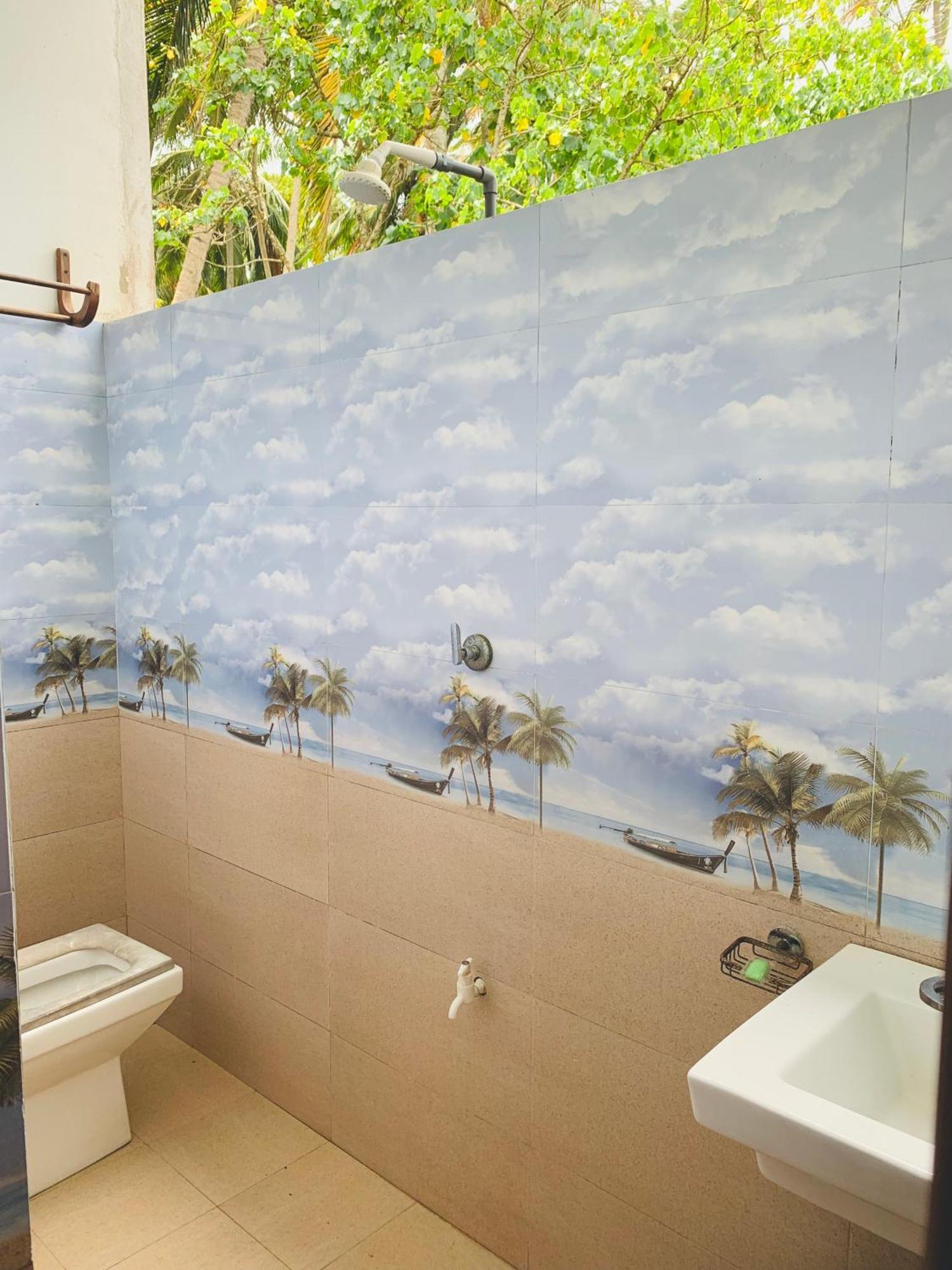 Surf Home Stay Hiriketiya Диквелла Экстерьер фото