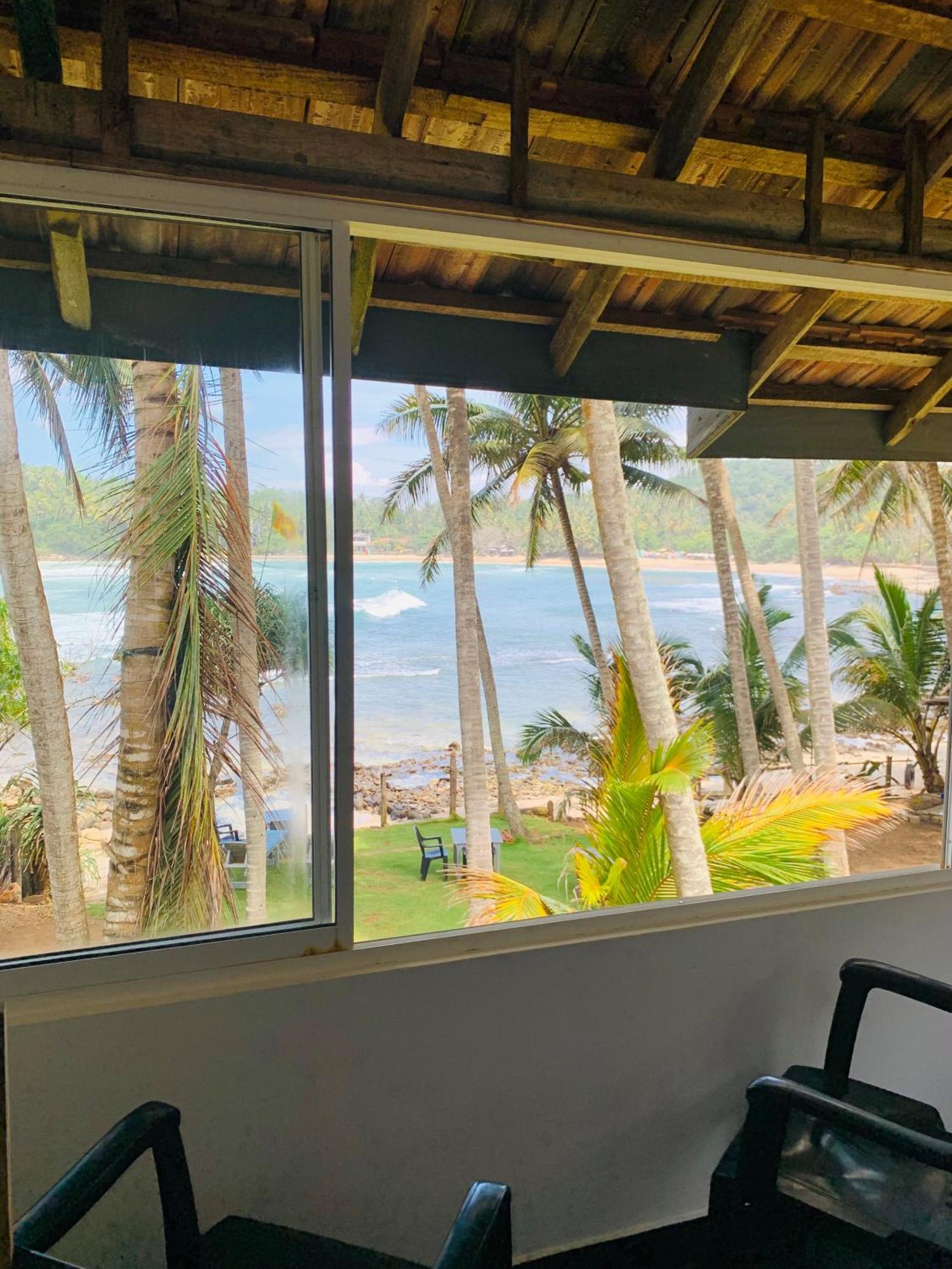 Surf Home Stay Hiriketiya Диквелла Экстерьер фото