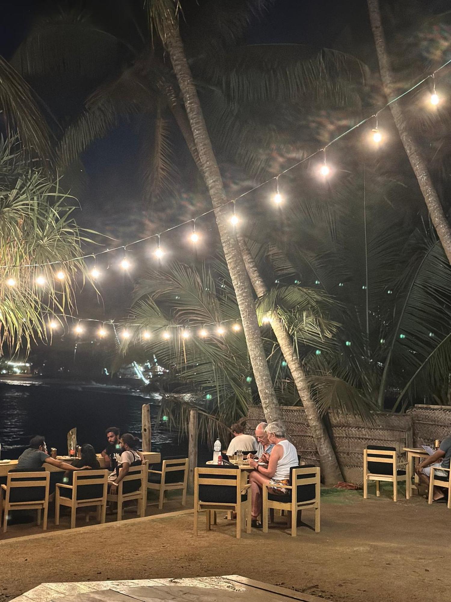 Surf Home Stay Hiriketiya Диквелла Экстерьер фото